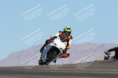 media/Mar-25-2024-Moto Forza (Mon) [[8d4319bd68]]/3-Intermediate Group/Session 2 (Turn 9)/